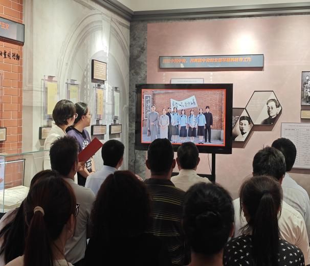 2BFF5AB85AAD59BCDBDA1624339_9E3ABCAC_C8A7