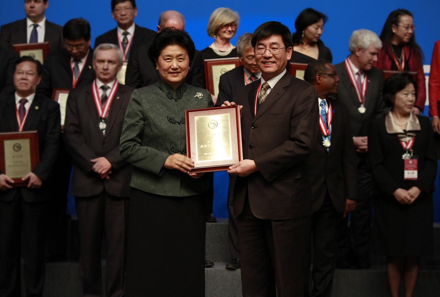 C35548DF220298552A5C000C020_F021C446_1C866.jpg?e=