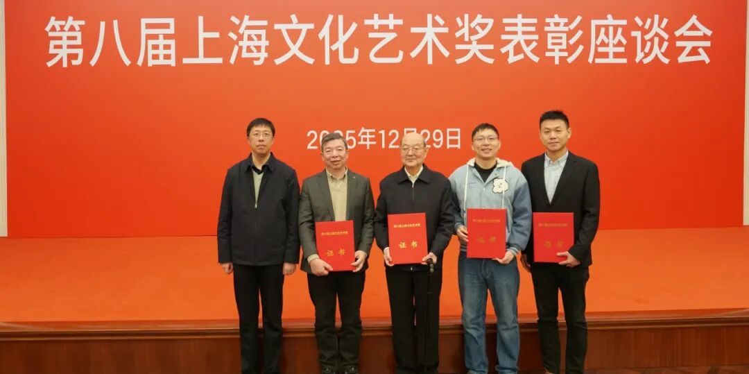 3EB5113717CED2FB1D627150E6C_7F7992E5_F830