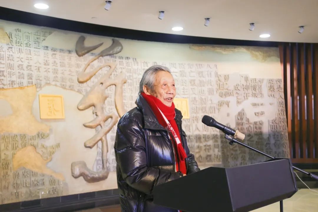 AA2D4F4A65F20647EAB6A3D0049_EBBE8F57_15502