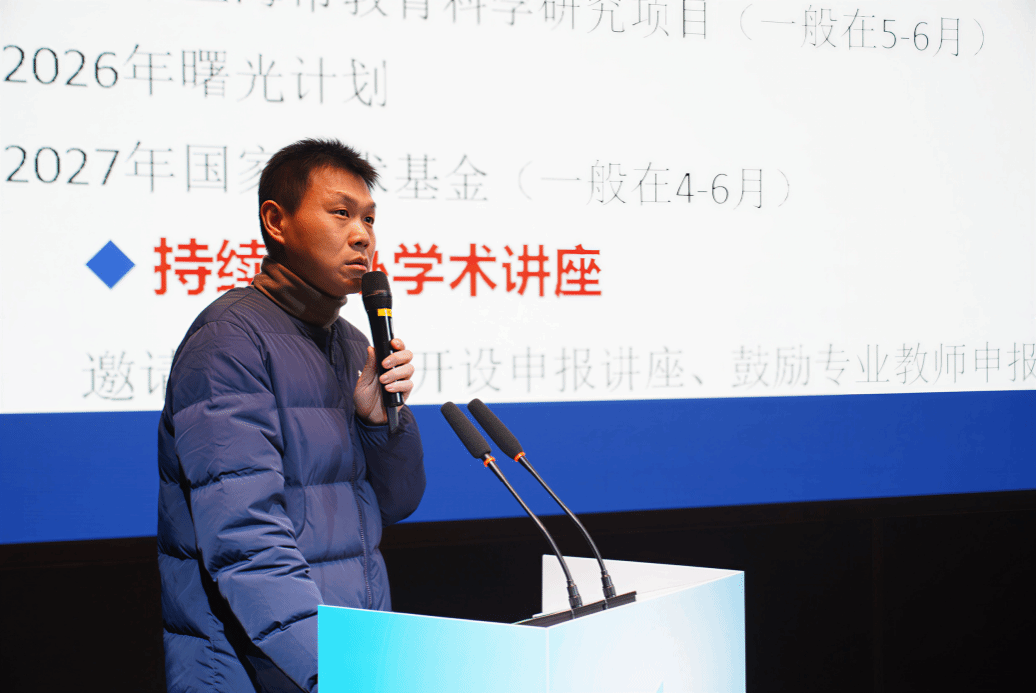 FF615382AAA1B91E37A5CDD1A17_9F663C30_2B04E